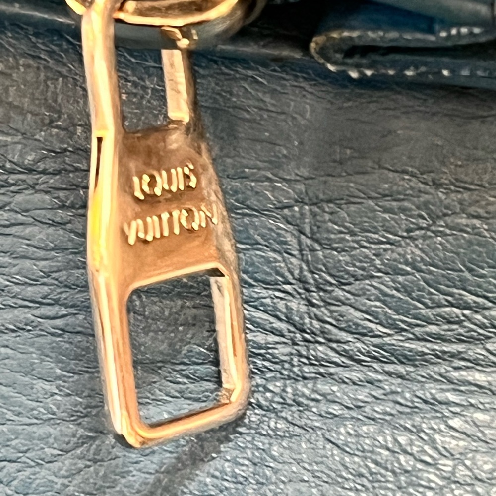 EUC  Louis Vuitton Brazza Wallet w/ COA - Picture 6 of 14